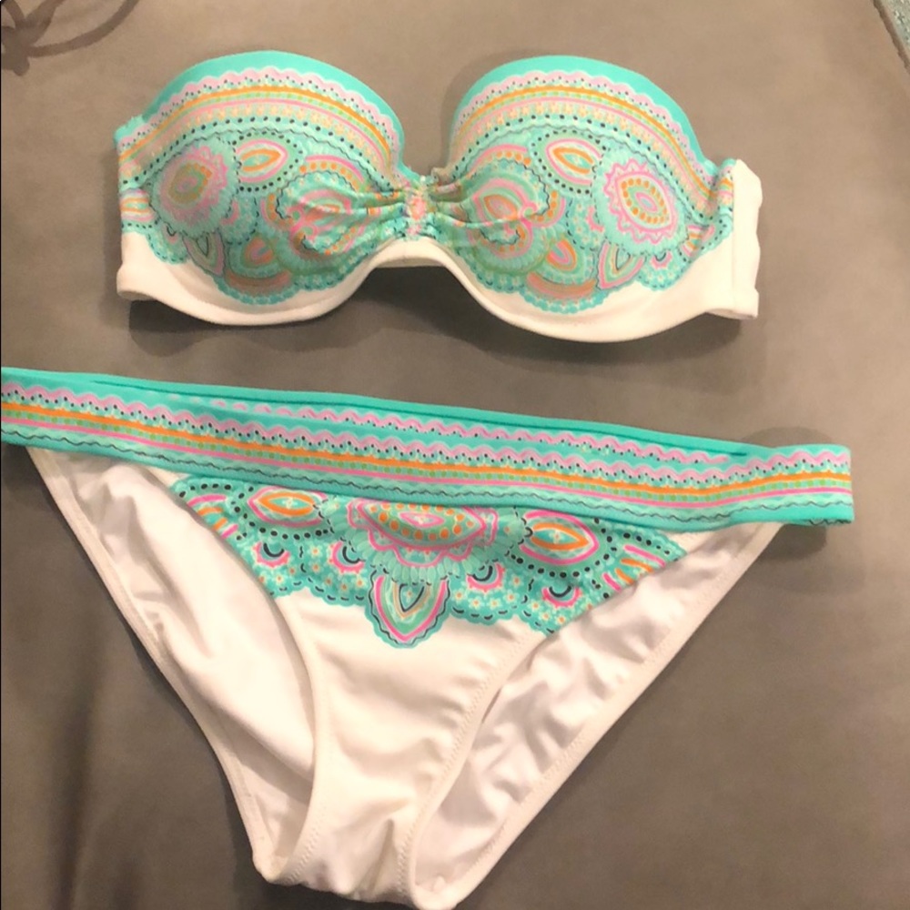 Victoria’s Secret bikini bandeau push up